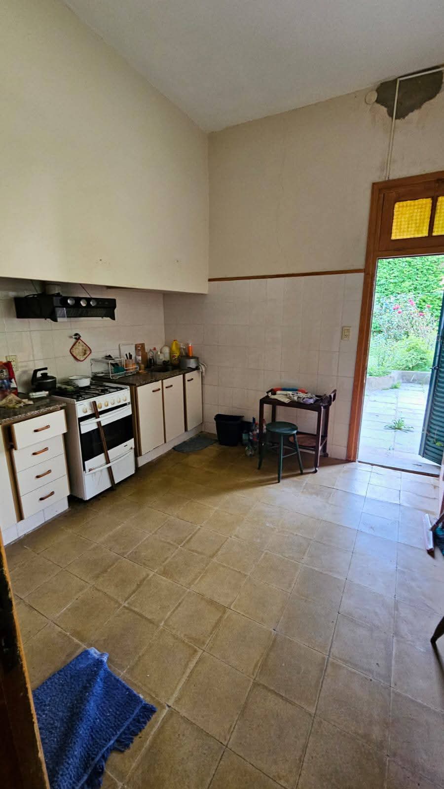 CASA CÉNTRICA CORTE ANTIGUO (MUY BUEN ESTADO) 🏡
