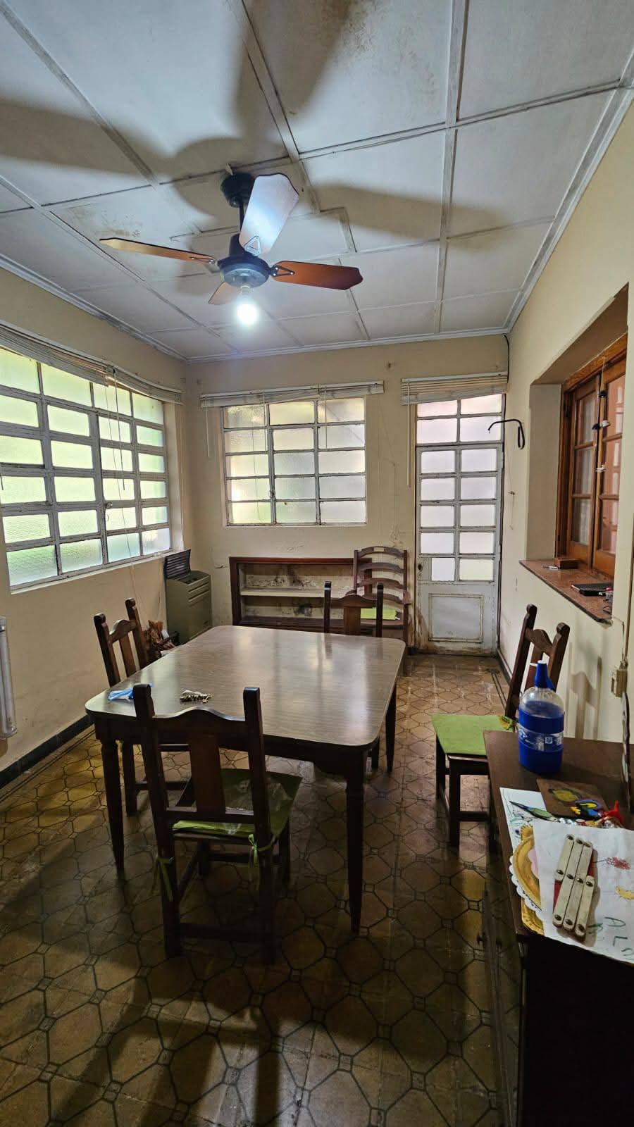 CASA CÉNTRICA CORTE ANTIGUO (MUY BUEN ESTADO) 🏡