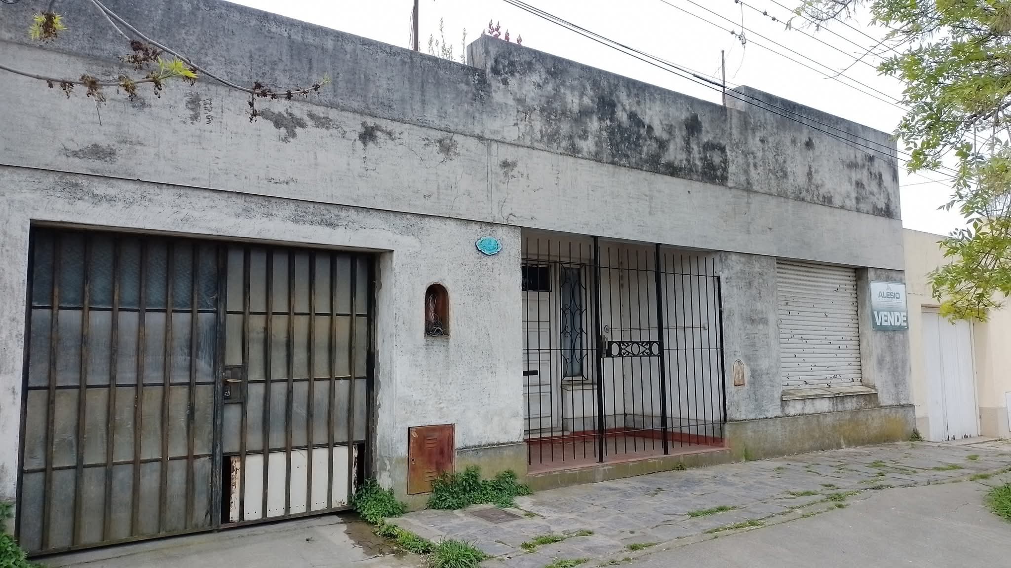 CASA A RECICLAR 🏡