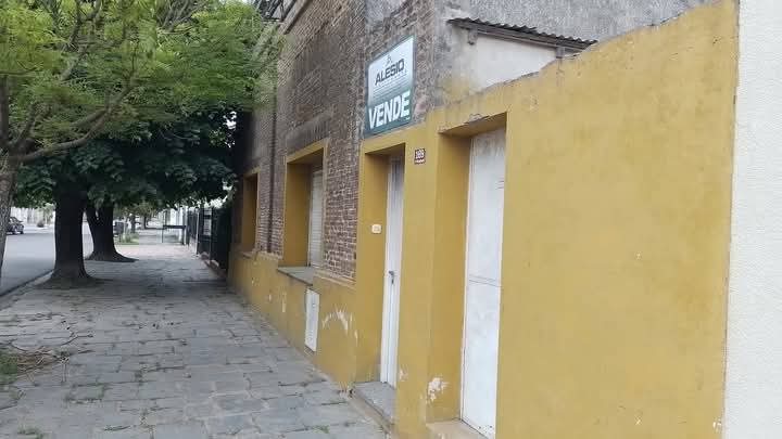 CASA A RECICLAR 🏡 (CENTRO)